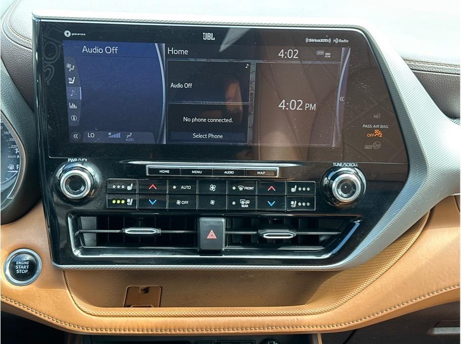 used 2021 Toyota Highlander car, priced at $35,990