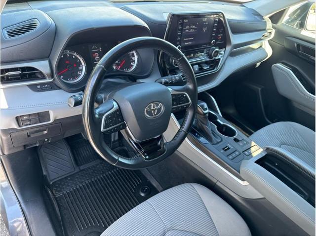 used 2021 Toyota Highlander car, priced at $27,990