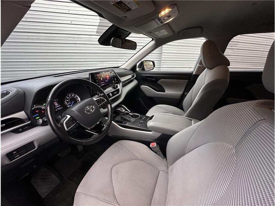 used 2021 Toyota Highlander Hybrid car, priced at $27,990