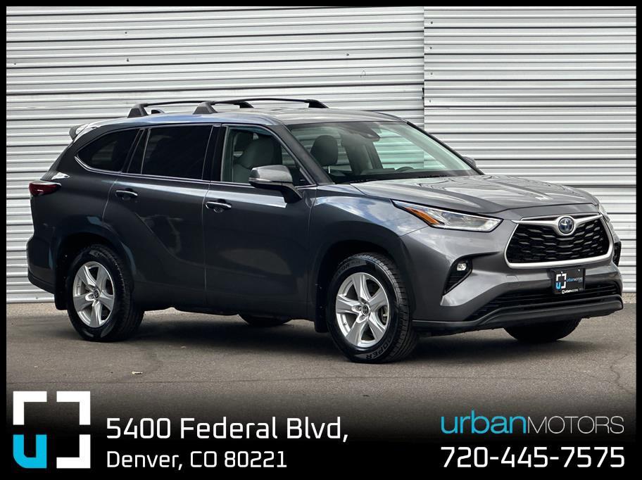 used 2021 Toyota Highlander Hybrid car, priced at $27,990