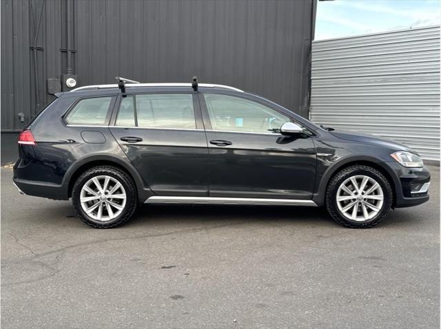 used 2019 Volkswagen Golf Alltrack car, priced at $21,990