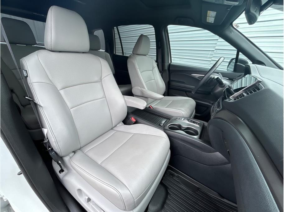 used 2022 Honda Passport car, priced at $32,990