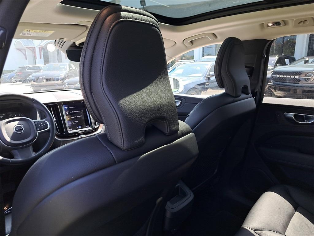 used 2021 Volvo XC60 car, priced at $24,299