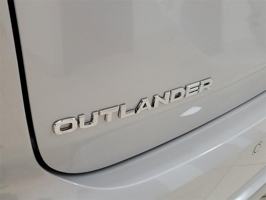 new 2025 Mitsubishi Outlander PHEV car, priced at $49,995