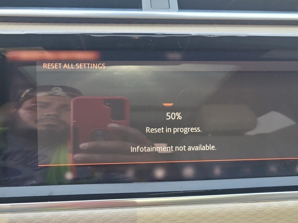 used 2018 Land Rover Range Rover Velar car, priced at $21,399