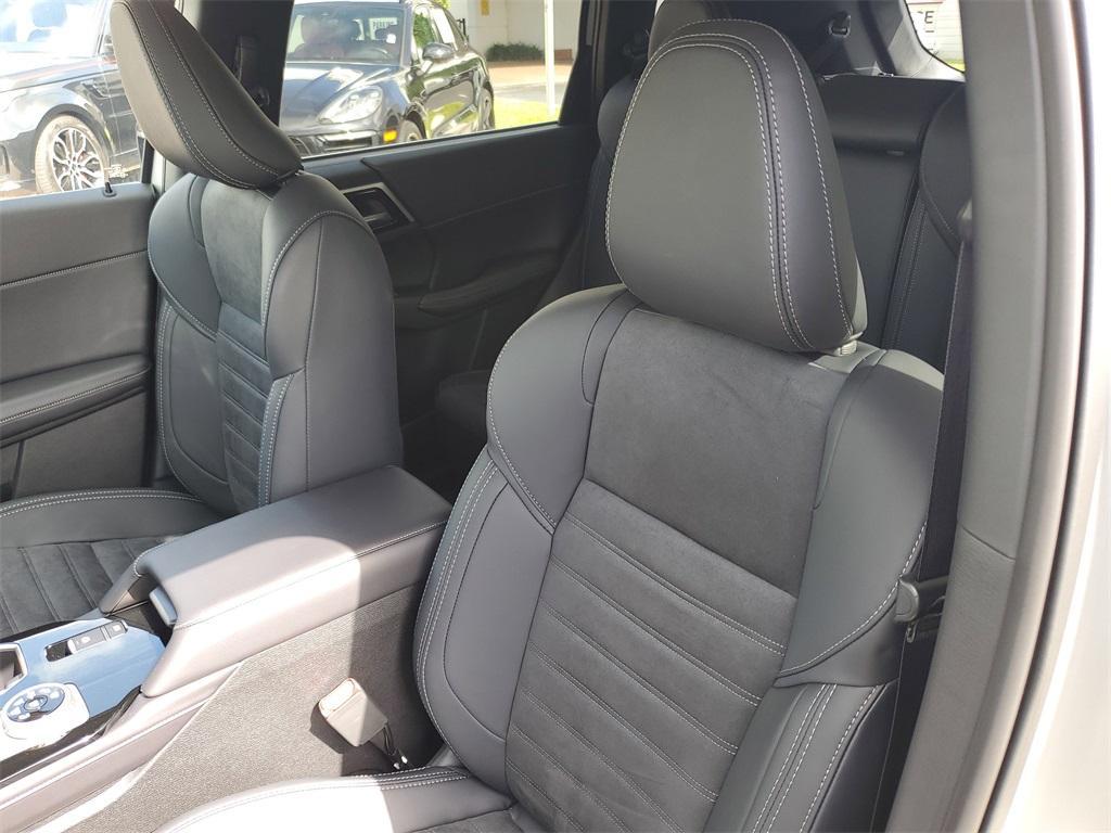 new 2025 Mitsubishi Outlander car, priced at $29,490