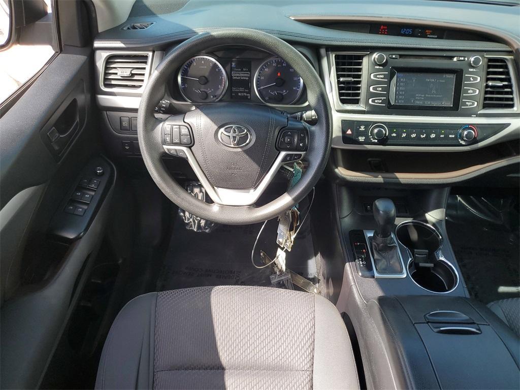 used 2019 Toyota Highlander car, priced at $18,997