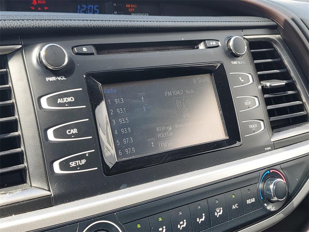 used 2019 Toyota Highlander car, priced at $20,099