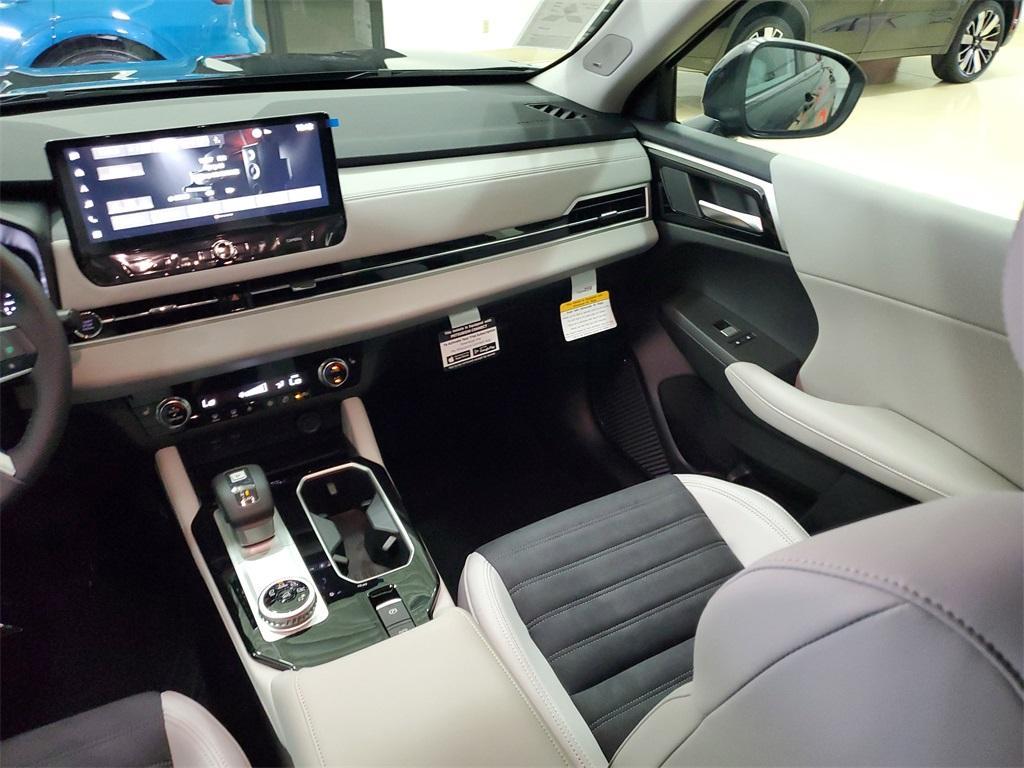 new 2025 Mitsubishi Outlander car, priced at $35,346