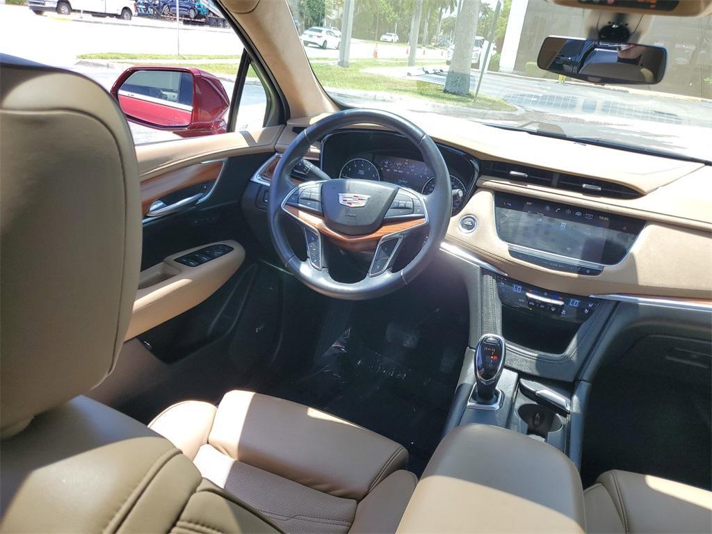 used 2017 Cadillac XT5 car, priced at $21,495