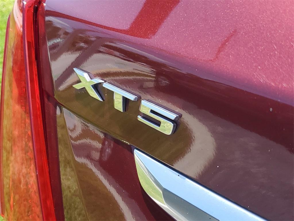 used 2017 Cadillac XT5 car, priced at $21,495