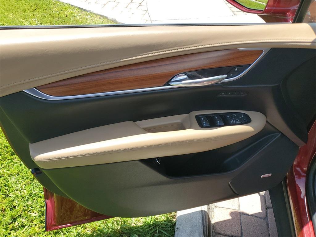 used 2017 Cadillac XT5 car, priced at $21,495