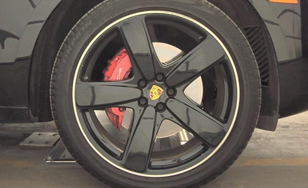 used 2018 Porsche Macan car, priced at $30,599
