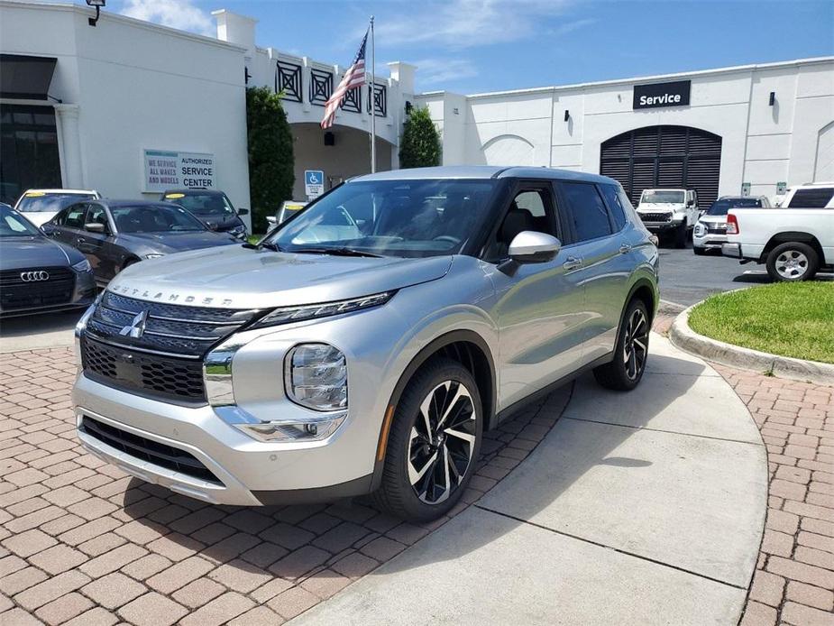 new 2024 Mitsubishi Outlander car, priced at $26,997