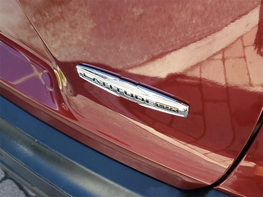 used 2021 Jeep Cherokee car, priced at $15,099