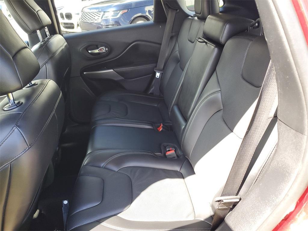 used 2021 Jeep Cherokee car, priced at $15,099