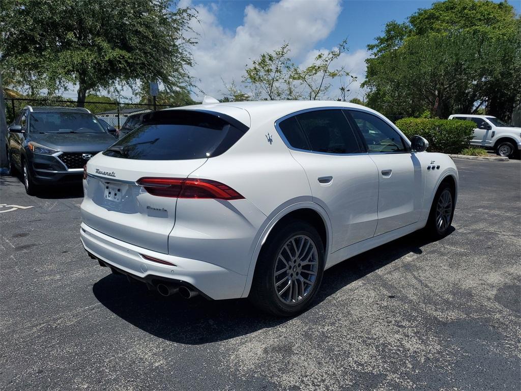 used 2024 Maserati Grecale car, priced at $40,997