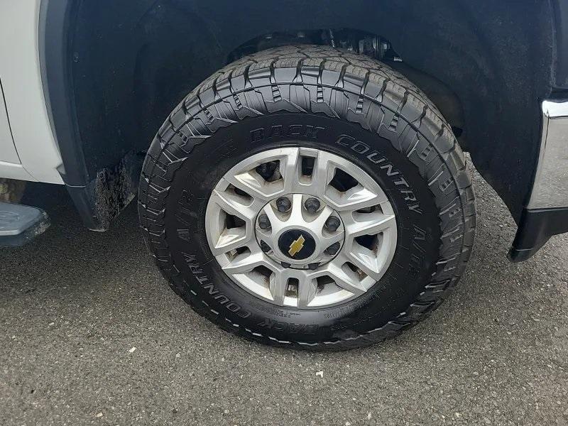 used 2022 Chevrolet Silverado 2500 car, priced at $34,995
