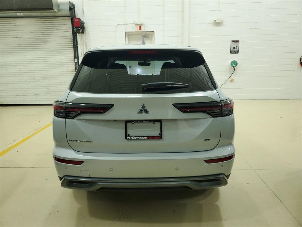 new 2025 Mitsubishi Outlander car, priced at $25,190