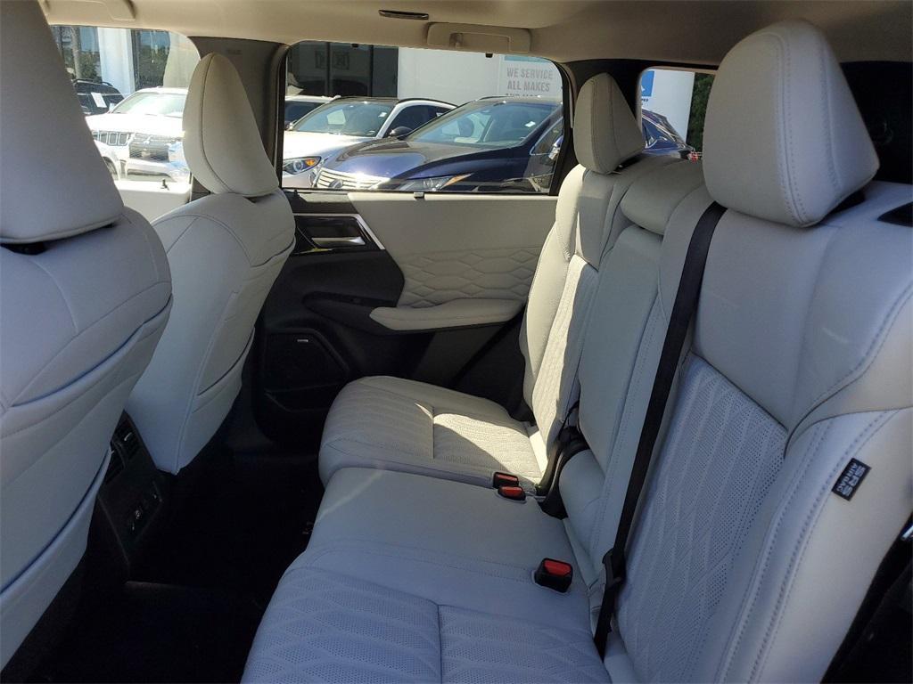 new 2025 Mitsubishi Outlander car, priced at $29,780