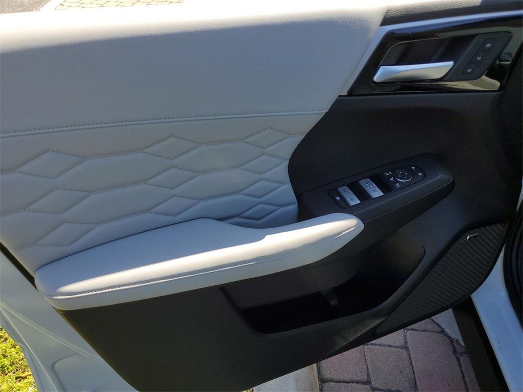new 2025 Mitsubishi Outlander car, priced at $29,780