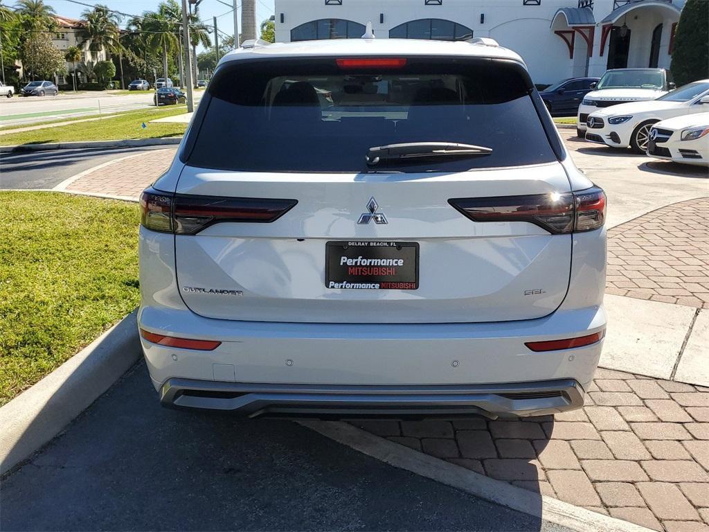 new 2025 Mitsubishi Outlander car, priced at $29,780