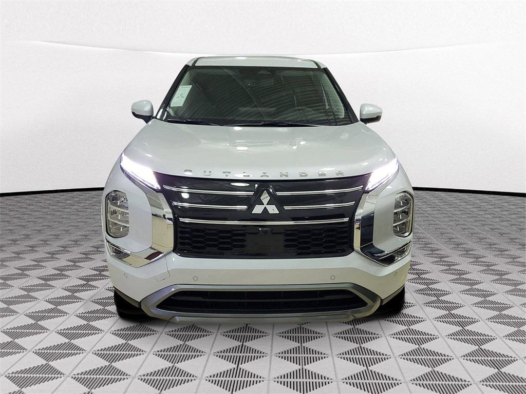 new 2025 Mitsubishi Outlander car, priced at $27,495