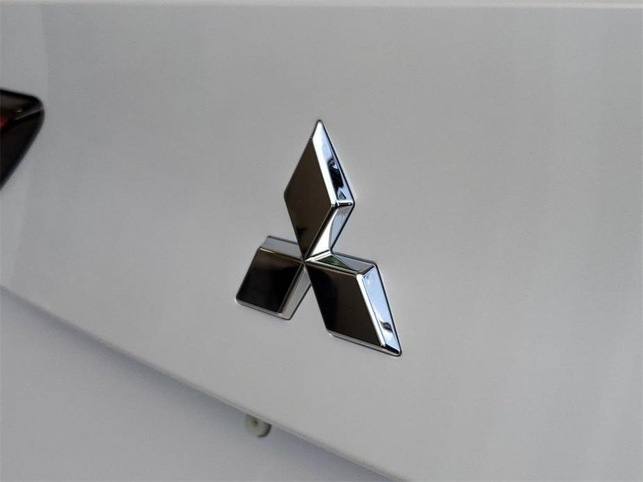 new 2024 Mitsubishi Outlander car, priced at $31,127