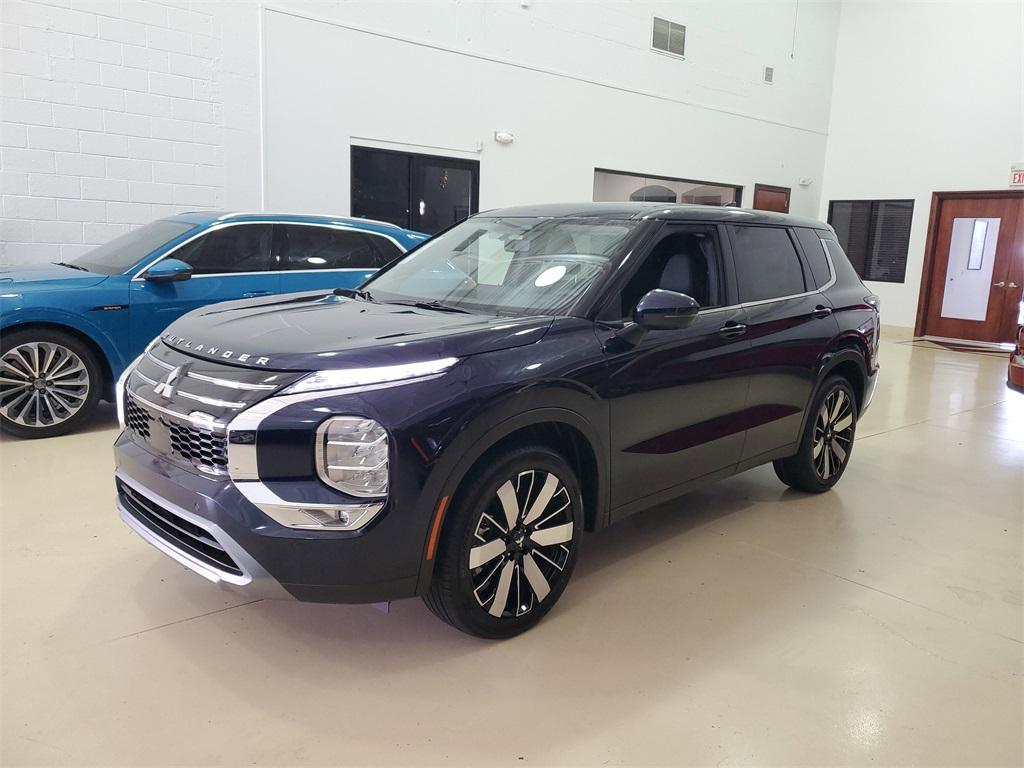 new 2025 Mitsubishi Outlander car, priced at $37,581
