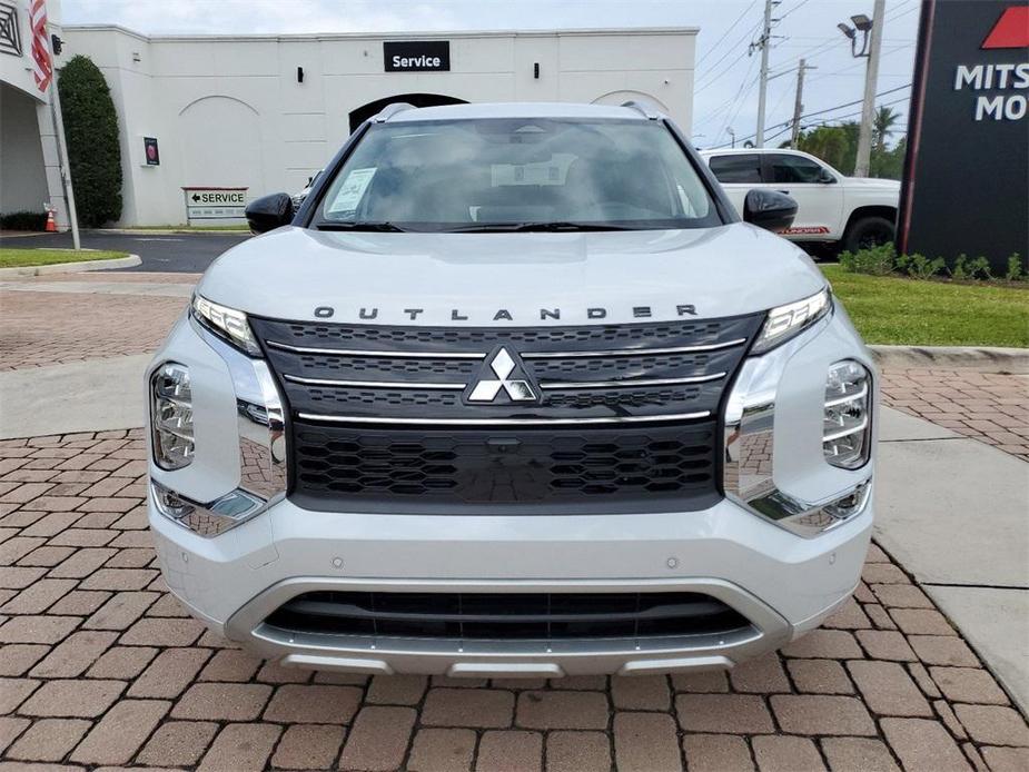 new 2024 Mitsubishi Outlander car, priced at $25,497