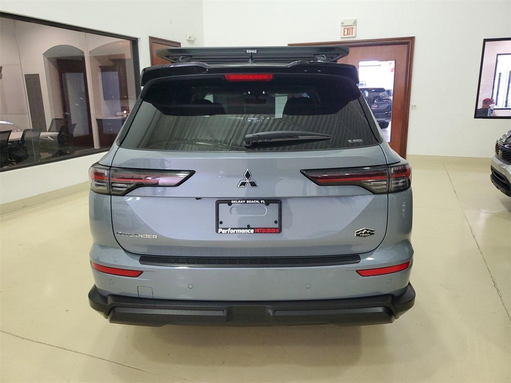new 2025 Mitsubishi Outlander car, priced at $40,209