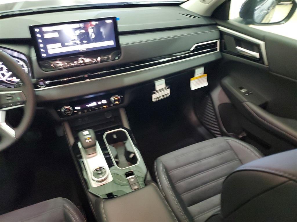 new 2025 Mitsubishi Outlander car, priced at $40,209