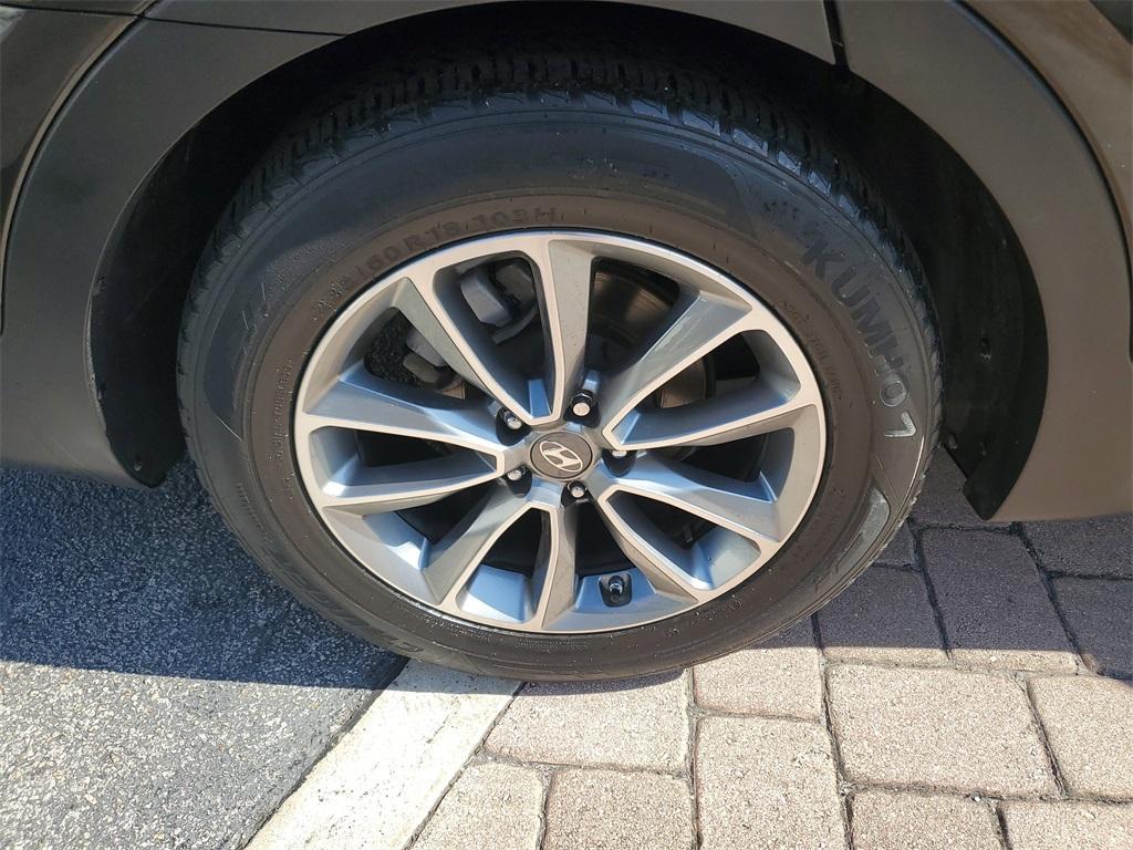 used 2017 Hyundai Santa Fe car, priced at $16,999