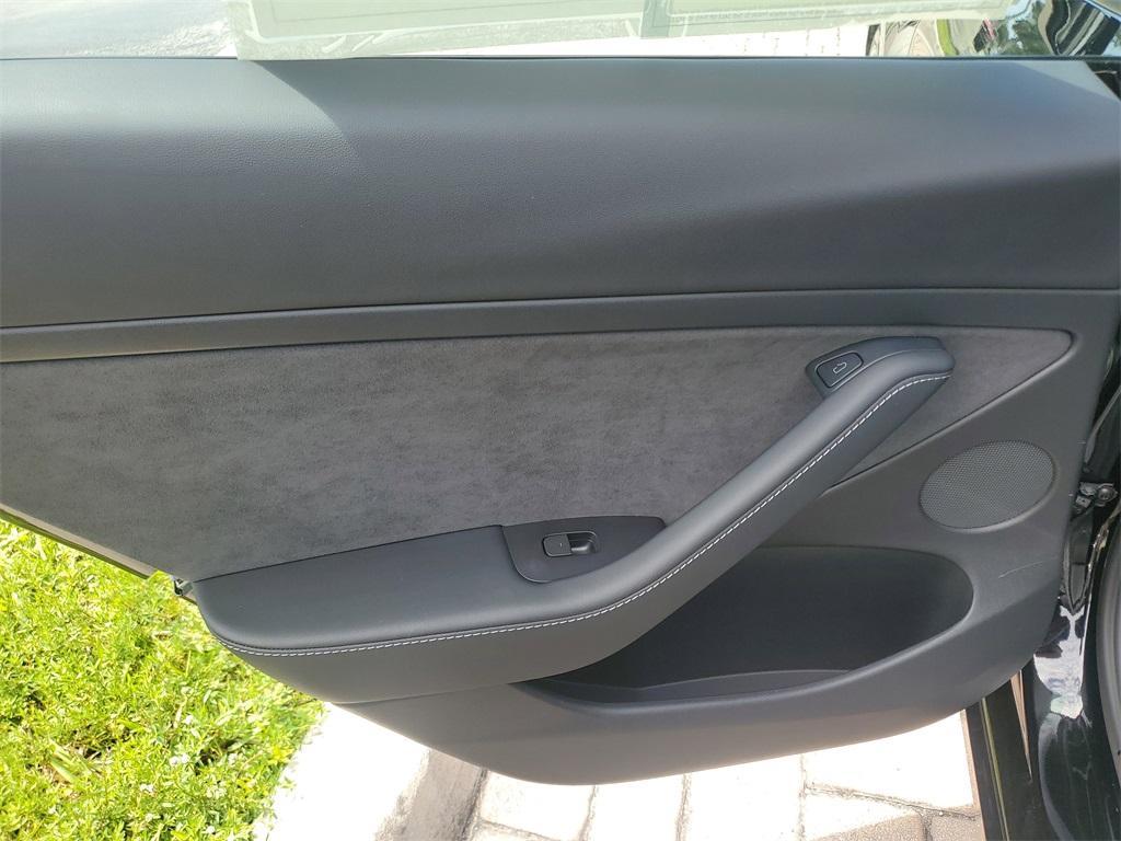 used 2022 Tesla Model 3 car, priced at $20,999