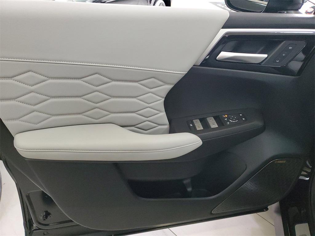 new 2025 Mitsubishi Outlander car, priced at $34,997