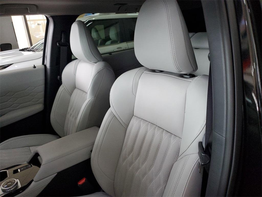 new 2025 Mitsubishi Outlander car, priced at $34,997