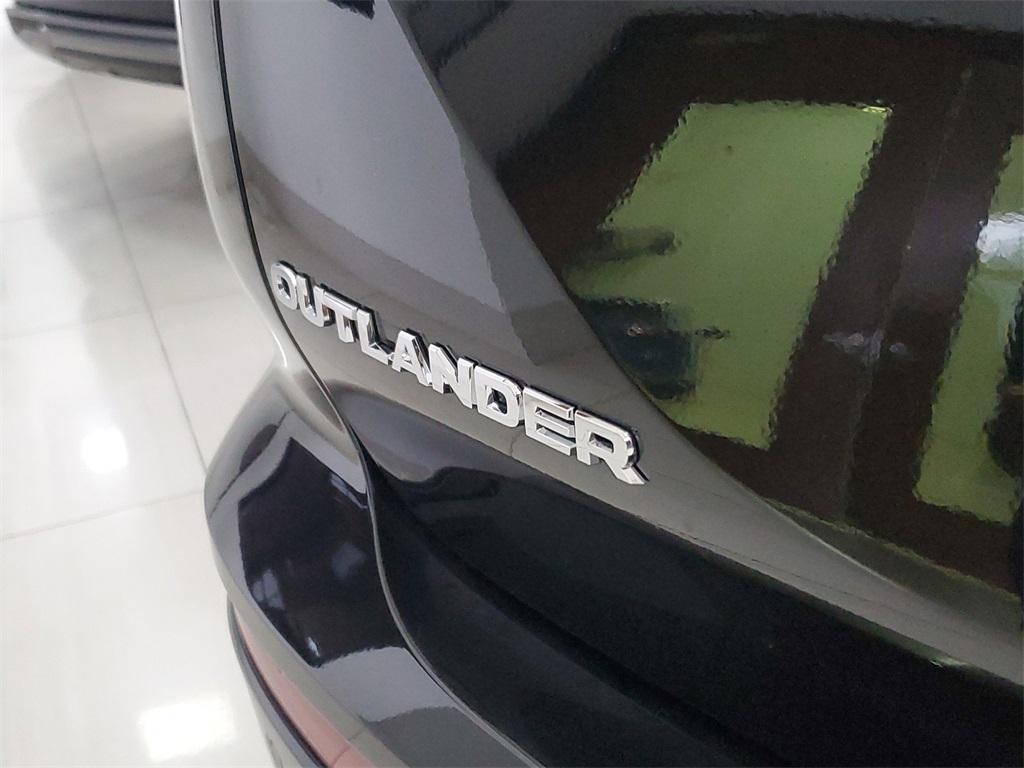 new 2025 Mitsubishi Outlander car, priced at $34,997