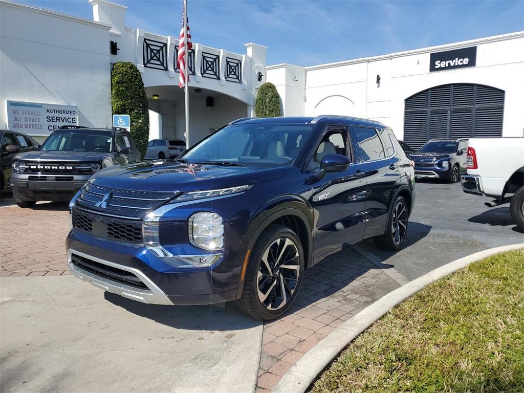 new 2025 Mitsubishi Outlander PHEV car, priced at $48,680