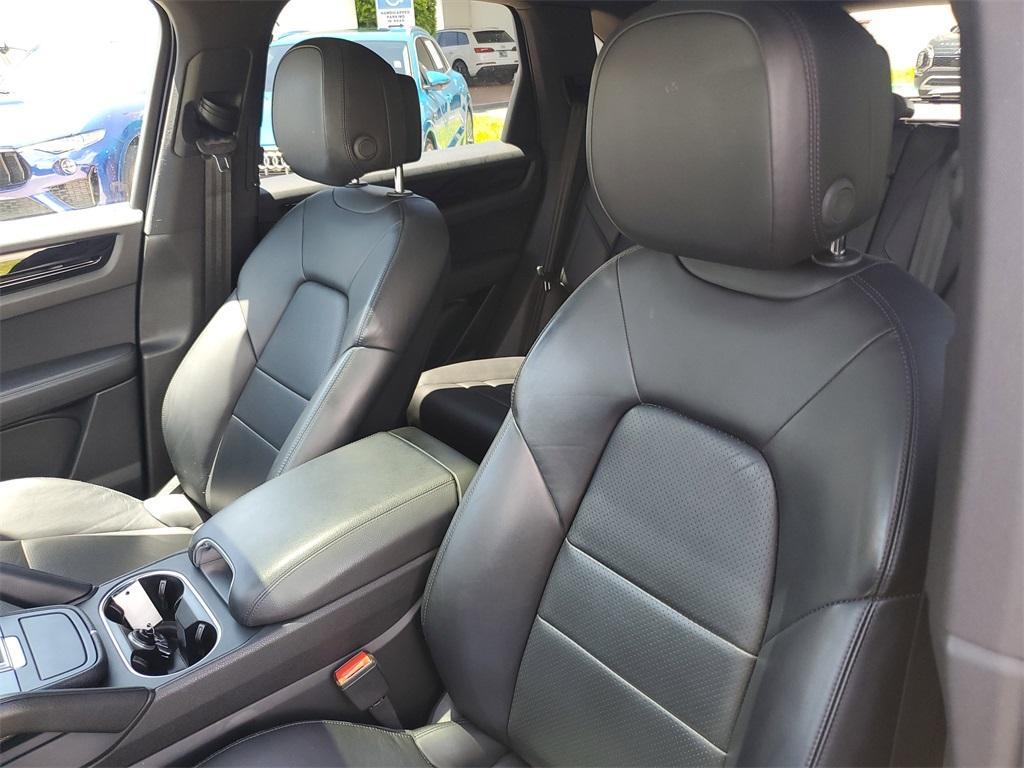 used 2019 Porsche Cayenne car, priced at $41,399
