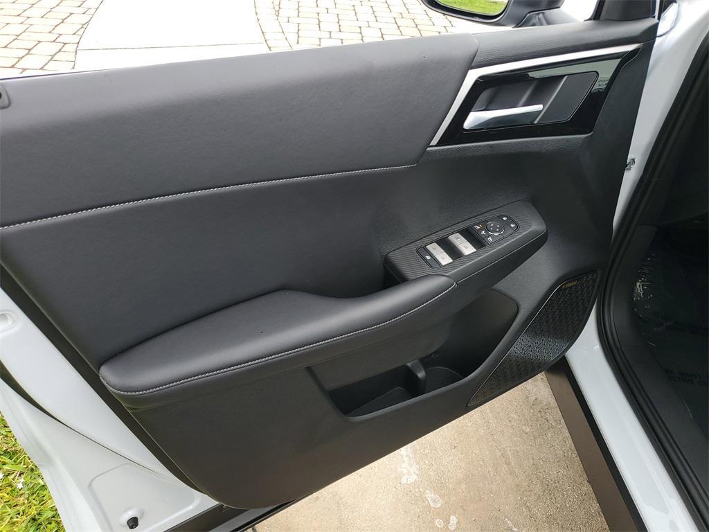 new 2025 Mitsubishi Outlander car, priced at $38,111