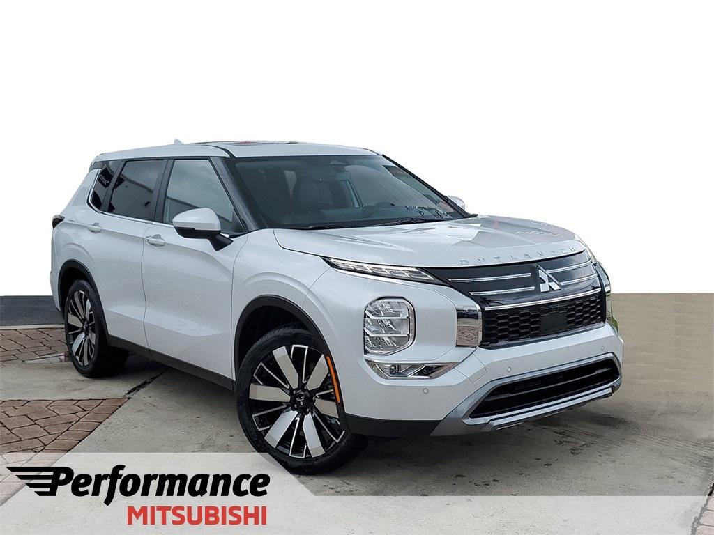 new 2025 Mitsubishi Outlander car, priced at $38,111