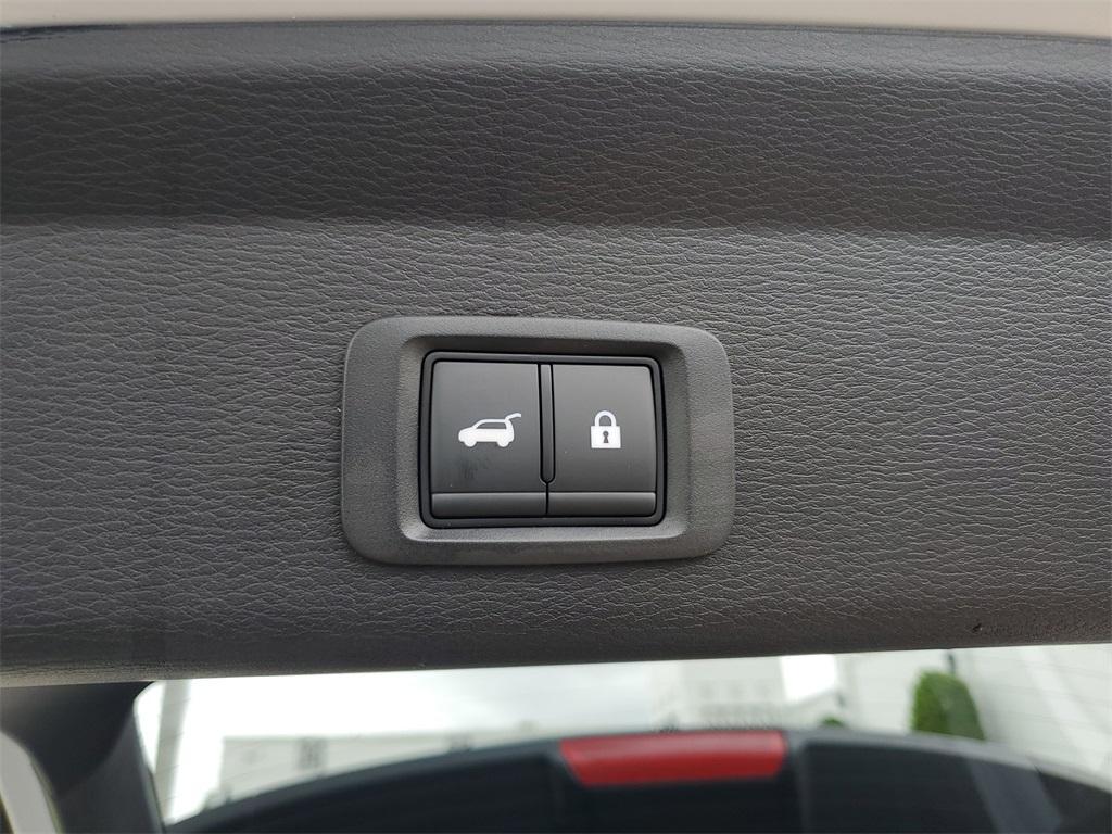 new 2025 Mitsubishi Outlander car, priced at $38,111