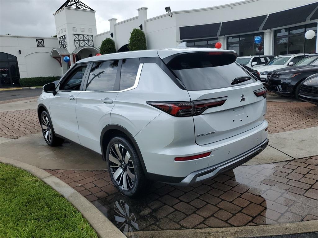 new 2025 Mitsubishi Outlander car, priced at $38,111