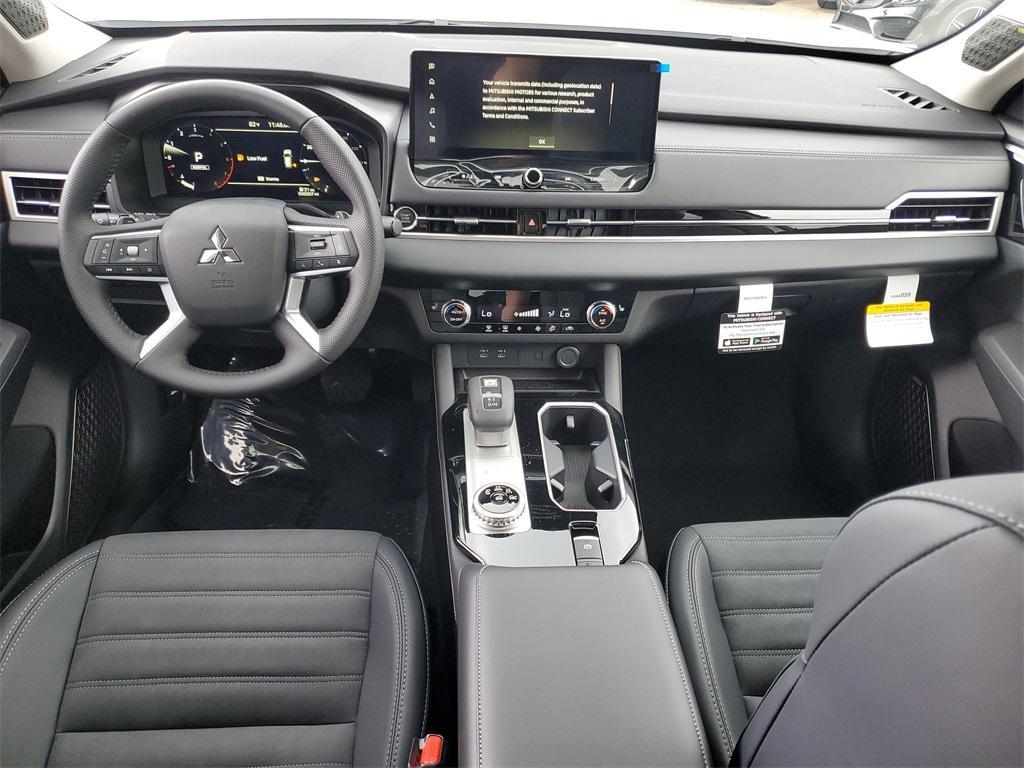 new 2025 Mitsubishi Outlander car, priced at $38,111