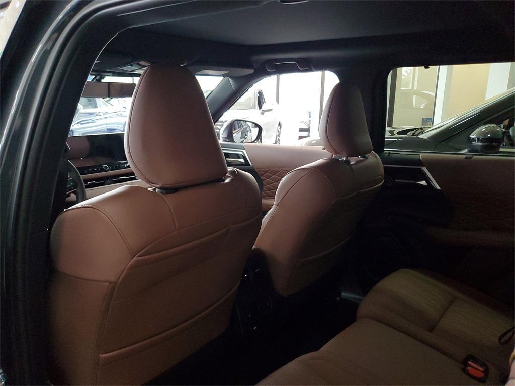 new 2025 Mitsubishi Outlander car, priced at $38,997