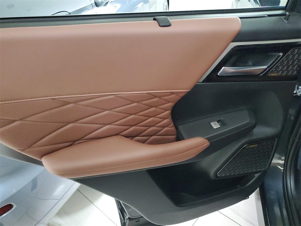 new 2025 Mitsubishi Outlander car, priced at $38,997