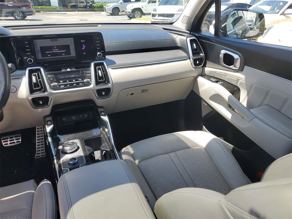 used 2023 Kia Sorento Hybrid car, priced at $28,699