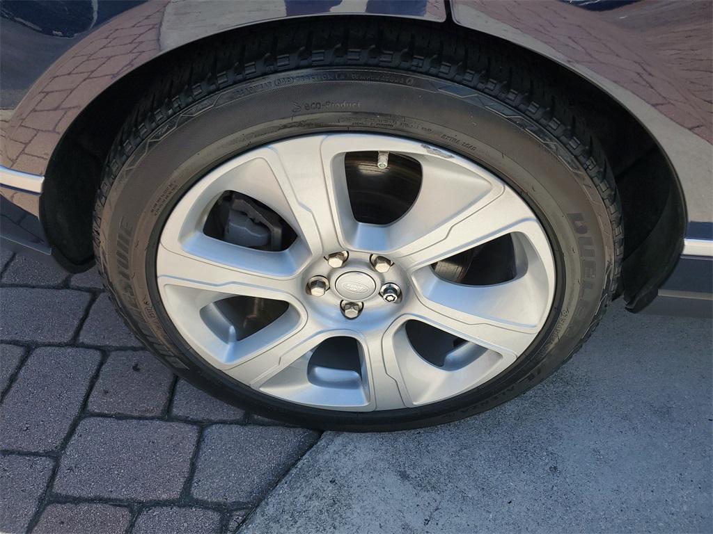 used 2018 Land Rover Range Rover car, priced at $27,499