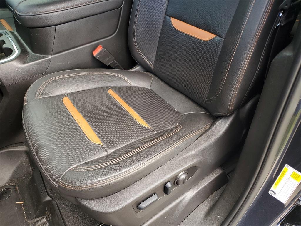 used 2022 GMC Sierra 1500 Limited car, priced at $42,997