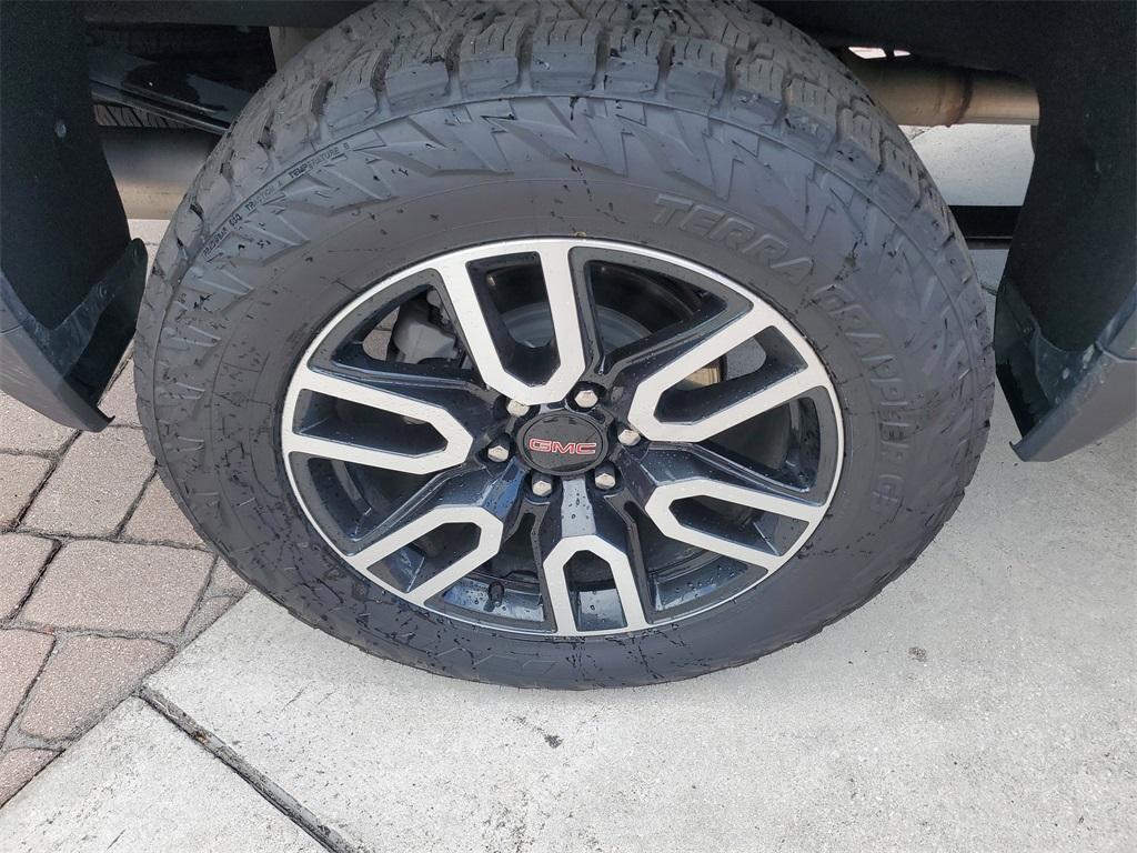 used 2022 GMC Sierra 1500 Limited car, priced at $42,997